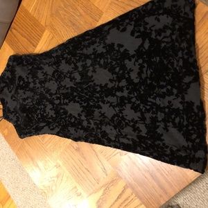 Black formal sleeveless dress